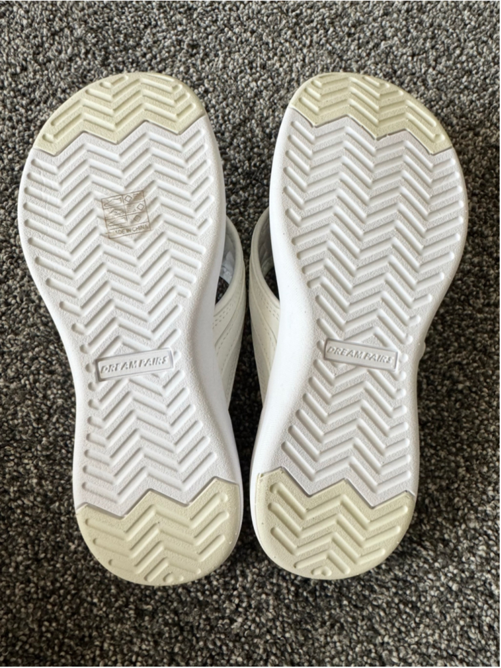 Women's DREAM PAIRS Comfort Flip Flop Sandals White Size 7 - Picture 13 of 13